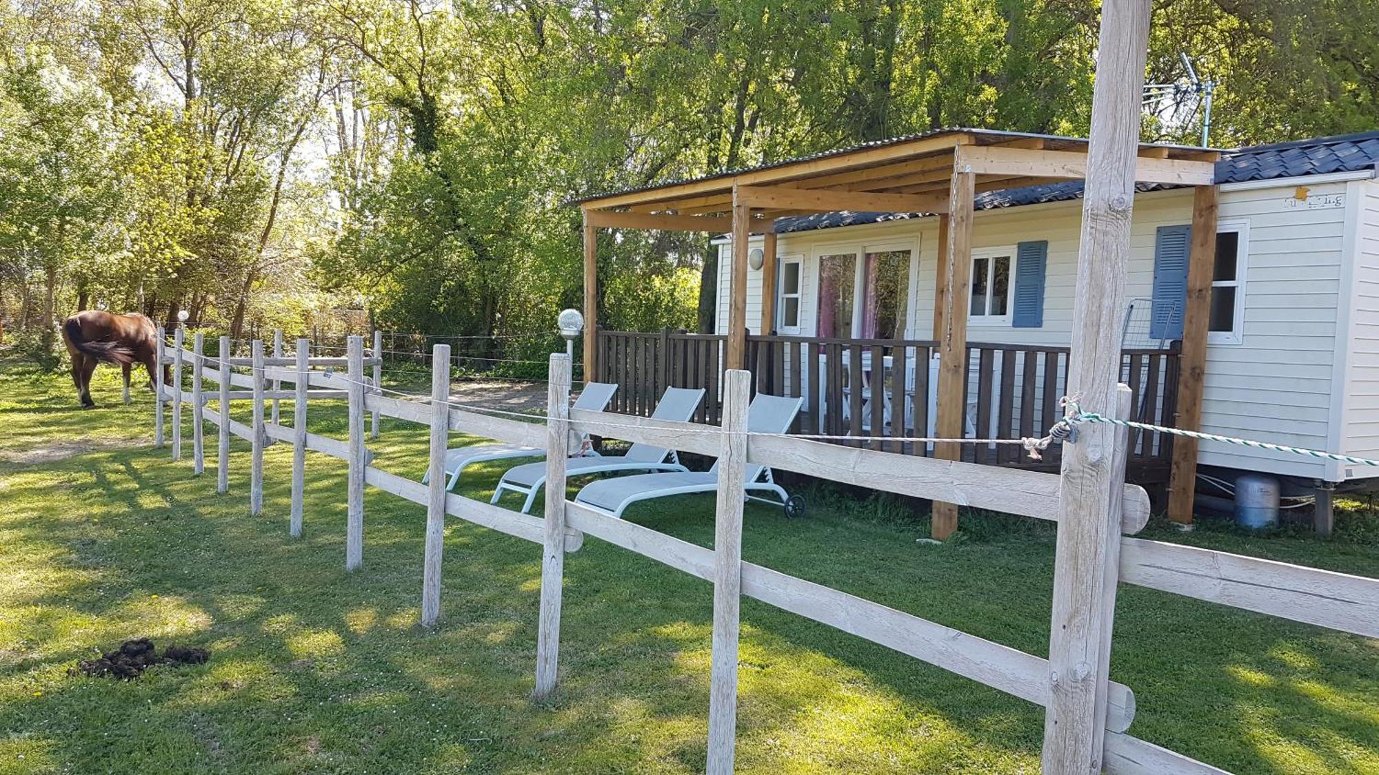 Les De Camargue Holiday home *